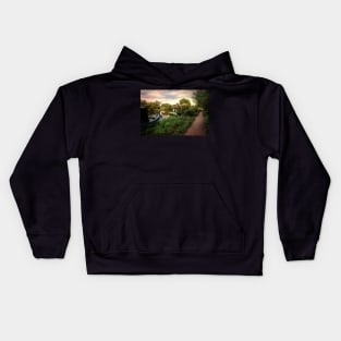 The Kennet Between Woolhampton and Aldermaston Kids Hoodie